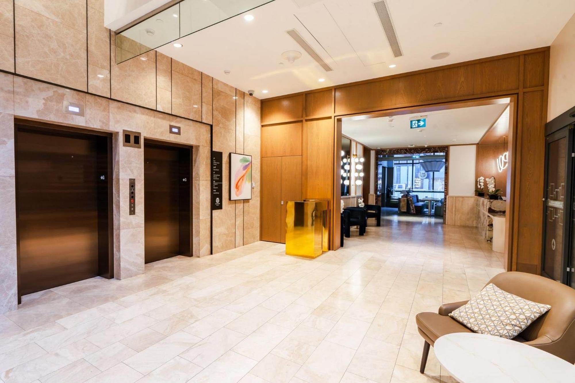 Sutton Place Hotel Toronto Exteriör bild